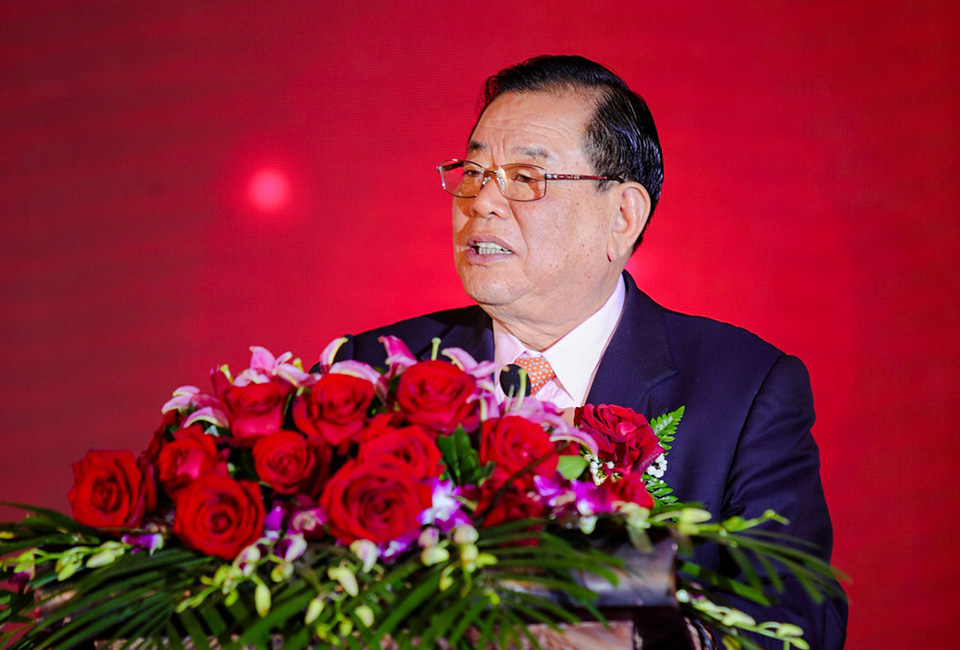 德業(yè)人將用心堅(jiān)守使命,<br>為實(shí)現(xiàn)夢(mèng)想不懼櫛風(fēng)沐雨、砥礪前行。